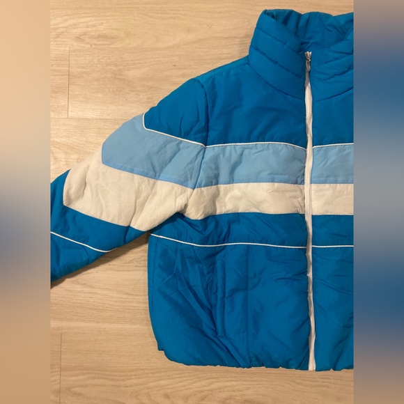 Super Cute Blue Puffer Bomber Jacket — vintage style! - Picture 4 of 5